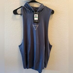 Project rock men’s cut off hoodie NWT size L